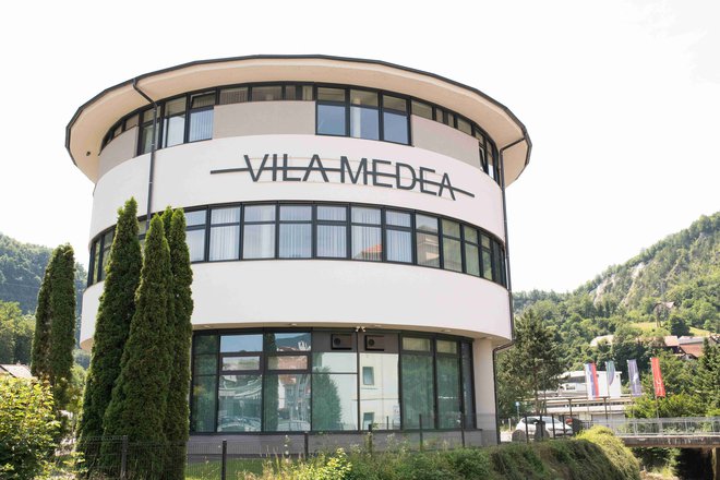 Zasavska regionalna razvojna agencija ima sedež v vili Medea v Zagorju, v nekdanji upravni zgradbi tovarne kuhinj Svea. FOTO: Nataša Medvešek
