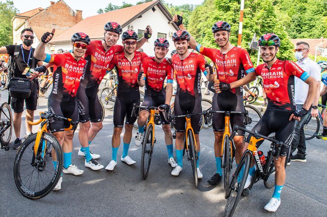 - Aktion/Rennszene - Querformat - quer - horizontal - Event/Veranstaltung: 27. Slowenien-Rundfahrt / Tour of Slovenia - 1.Etappe /Stage 1: Ptuj to/nach Rogaska Slatina 151.5 km - Ort/Location: Rogaska Slatina - Region: Styria - Land/Country: Slowenien/Slovenia - Datum/Date: 09.06.2021