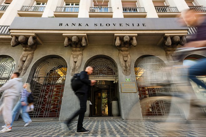 Z makrobonitetnim ukrepom Banke&nbsp;Slovenije so nezadovoljni tako bankirji kot na ministrstvu za delo. FOTO: Črt Piksi/Delo
