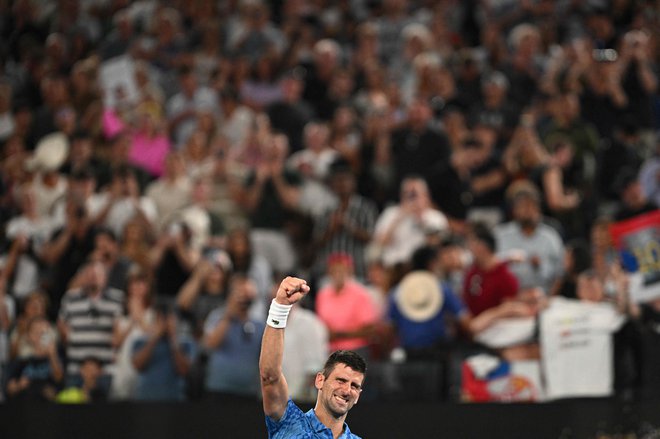 Za Novaka Đokovića je igrišče Roda Laverja drugi dom, tam je že devetkrat dvignil pokal. FOTO:&nbsp;Anthony Wallace/AFP
