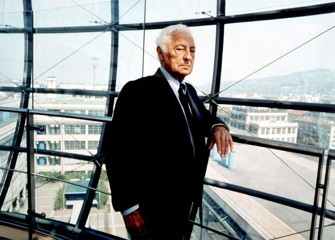 Gianni Agnelli je bil najbolj spoštovani Italijan na svetu v desetletjih gospodarskega buma. FOTO: Tiziana Fabi/AFP
