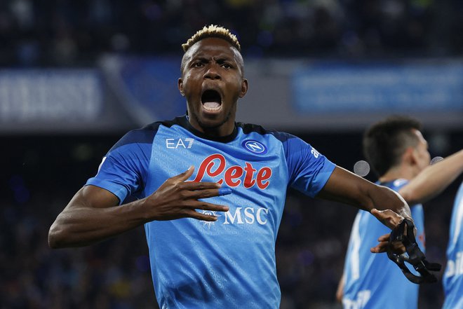 Victor Osimhen je zabil fantastičen vodilni gol za Napoli. FOTO: Ciro De Luca/Reuters
