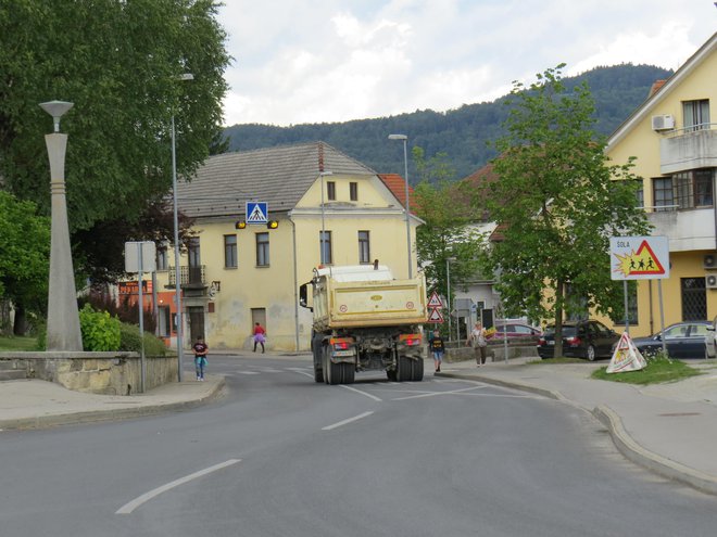 V Moravčah se prepirajo, ali je dvotretjinska večina devet ali deset glasov občinskih svetnikov. FOTO: Bojan Rajšek/Delo
