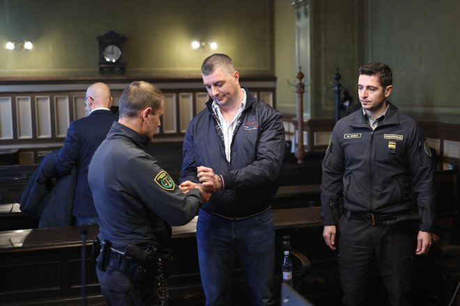 Velibor Lipovac ni priznal krivde. FOTO: Dejan Javornik
