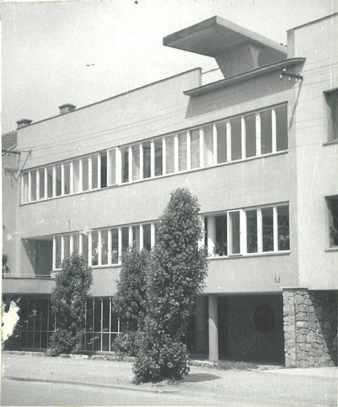 Stari posnetek iz časa po drugi svetovni vojni, ki kaže izvirno stanje vile Šerbec. FOTO: arhiv Projektivnega biroja Murska Sobota
