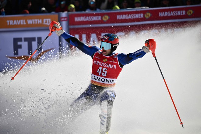 Ameriški Grk je s štartno številko 45 in z 2. mestom na koncu&nbsp;v Chamonixu poskrbel za smučarsko senzacijo. FOTO:&nbsp;Jeff Pachoud/AFP
