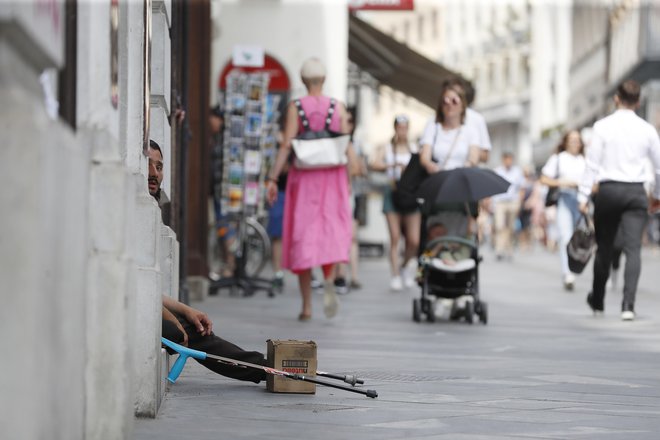 Socialne pravice ne smejo biti podrejene ekonomskim, temveč morajo biti na enaki ravni, enako pa velja za socialno politiko. FOTO: Leon Vidic/Delo
