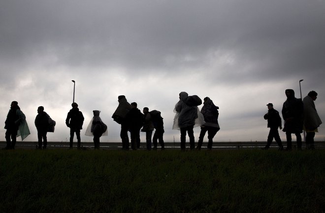 Več kot polovica ljudi, ki pridejo v EU, ne bo nikoli dobila uradnega statusa azilanta v Evropi. FOTO: Oliver Bunic/AFP
