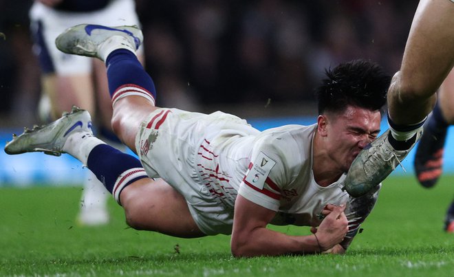 Utrinek iz mednarodne ragbi tekme šestih narodov med Anglijo in Škotsko na stadionu Twickenham v zahodnem Londonu. Foto: Adrian Dennis/Afp
