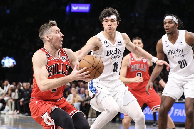 Goran Dragić je s Chicagom gostoval pri prenovljem Brooklynu in ostal praznih rok. FOTO: Wendell Cruz/Usa Today Sports
