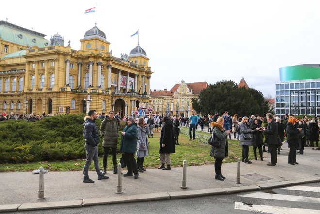 Policija sumi, da je Zagrebčan mladega Slovenca prepričal, da se 9. januarja sestaneta na območju Zagreba, nato pa ga odpeljal v svoje stanovanje ter ga tam prisilno zadrževal do minulega torka. FOTO: Antonio Bronic/Reuters&nbsp;
