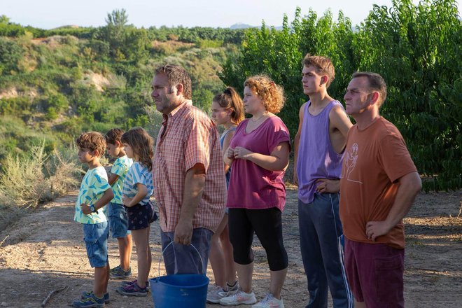 &raquo;Ko velika družina živi pod eno streho, čustva prehajajo od enega do drugega. Če je eden od njih jezen, so naenkrat jezni vsi in ne vedo, zakaj,&laquo; je povedala režiserka. FOTO: promocijsko gradivo
