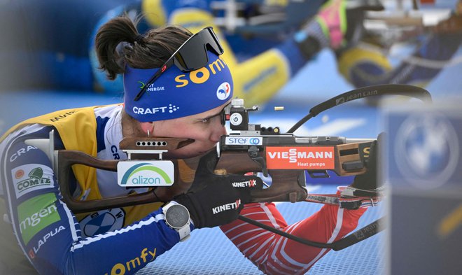 Julia Simon je uspešno prekosila vse tekmice. FOTO: Tobias Schwarz/AFP
