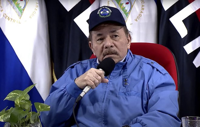 Nikaragovski samodržec je izgon zaprtih nasprotnikov oznanil kar po televiziji. FOTO: AFP
