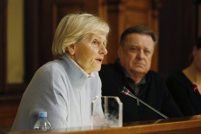 Župan Zoran Janković podpira predlog sveta zavoda ZD Ljubljana za izplačilo nagrade direktorici Antoniji Poplas Susič.&nbsp;FOTO:&nbsp;Leon Vidic/Delo
