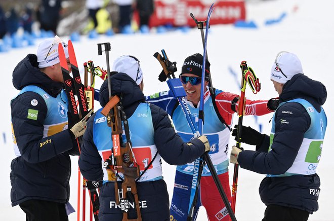 Francoski biatlonci so v štafetni preizkušnji na svetovnem prvenstvu premagali prve favorite Norvežane. FOTO: Christof Stache/AFP
