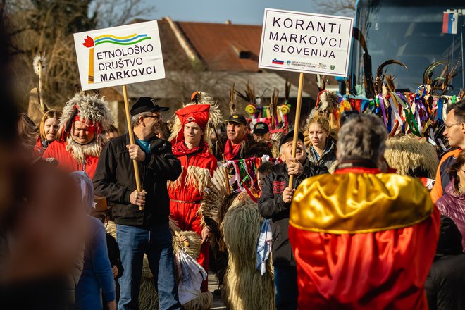 Prišli so tudi koranti iz Markovcev. FOTO: Črt Piksi/Delo
