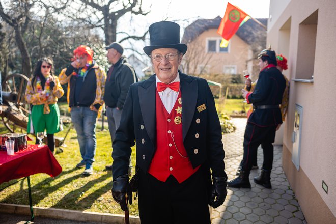 Brane Čuk, guverner banke in idejni oče kostanja. FOTO: Črt Piksi/Delo

 
