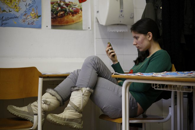 Na ministrstvu za vzgojo in izobraževanje napovedujejo spremembe vpisnih meril, a še ne za letošnjo generacijo devetošolcev. FOTO: Uroš Hočevar
