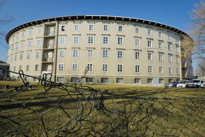 V Baragovem semenišču trenutno delujejo SMG, Pionirski dom in ŠD Ljubljana.FOTO:&nbsp;Jože Suhadolnik/Delo
