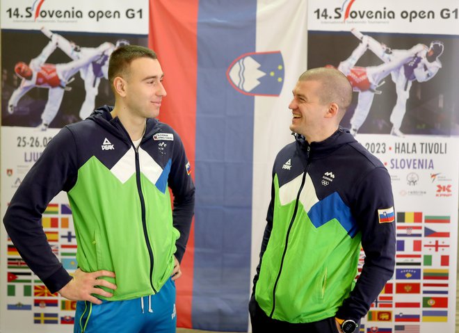 Ivan Trajkovič in Patrik Divković na novinarski konferenci pred OP Slovenije v dvorani Tivoli. FOTO: Blaž Samec/Delo
