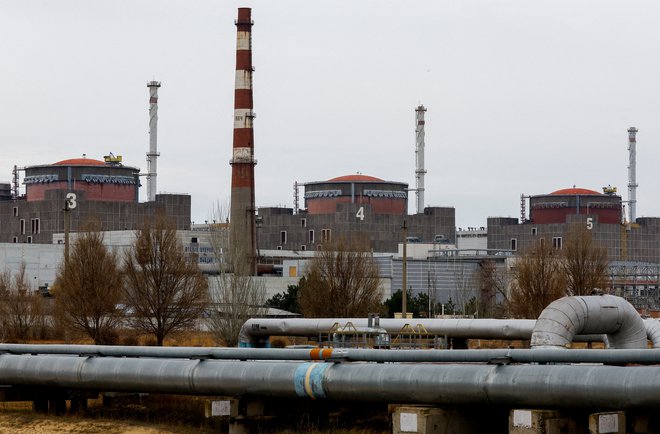 Jedrska elektrarna mora imeti električno napajanje za hlajenje, druge rešitve so začasne.&nbsp;FOTO: Alexander Ermochenko/Reuters
