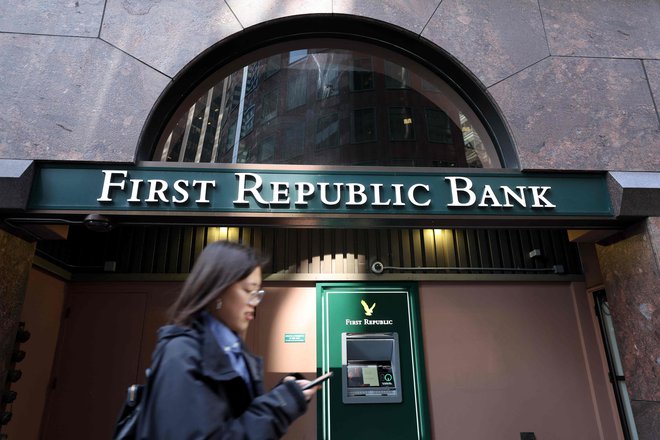 First Republic Bank so v četrtek reševale druge banke, ki so ji zagotovile 30 milijard dolarjev sredstev. FOTO: Justin Sullivan/AFP

