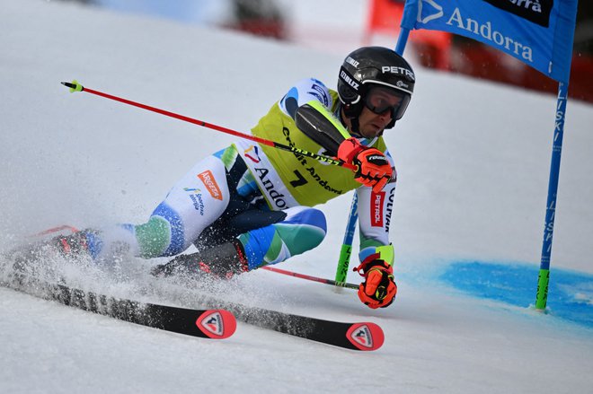 Žan Kranjec je v skupnem veleslalomskem seštevku sezone osvojil 3. mesto. FOTO: Lionel Bonaventure/AFP
