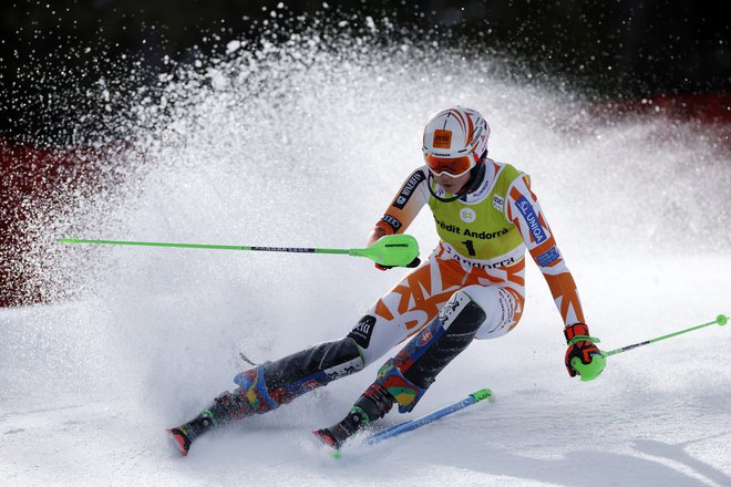 Petra Vlhova je zablestela na zadnjem prizorišču sezone. FOTO: Albert Gea/Reuters
