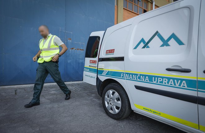 O pobudi varuha človekovih pravic, da ustavno sodišče presodi in pred tem začasno zadrži možnost tajnega sledenja finančne uprave, je danes odločal parlamentarni odbor za finance. FOTO: Jože Suhadolnik
