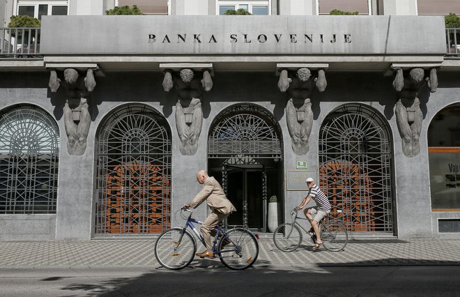 Slovenski bančni sistem posluje stabilno in z visoko likvidnostjo, ugotavlja Banka Slovenije. FOTO: Blaž Samec
