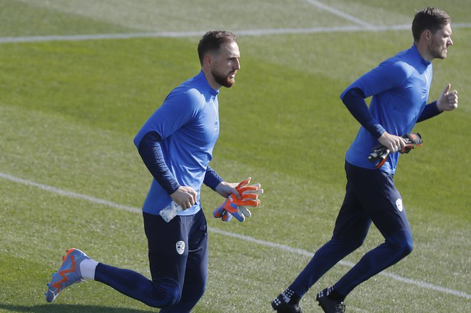 Jan Oblak in soigralci ne bodo ničesar prepustili naključju. FOTO: Leon Vidic/Delo
