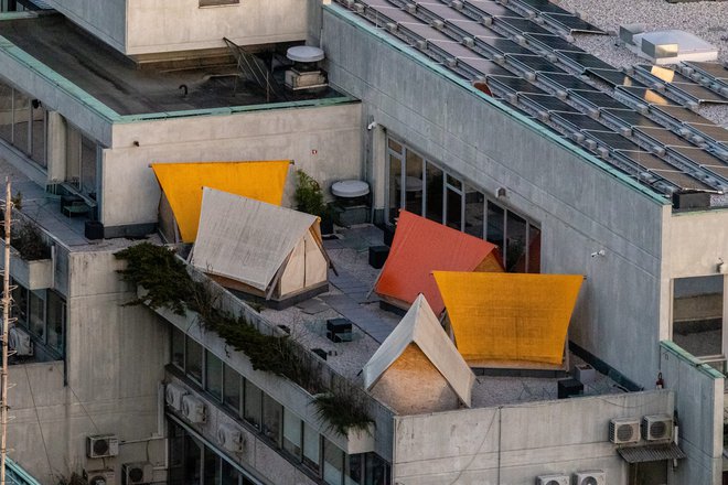 Zelo skrbi vtis, da se nova stanovanjska politika oblikuje za zaprtimi vrati. FOTO:&nbsp;Črt Piksi
