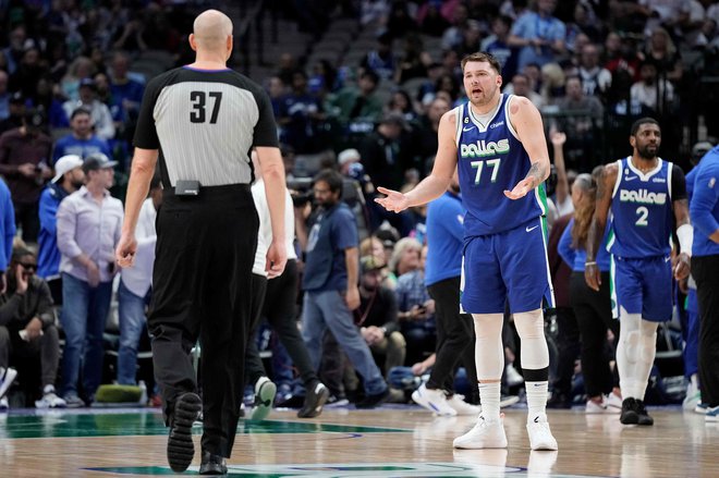 Luka Dončić se je izognil kazni. FOTO: Sam Hodde/AFP