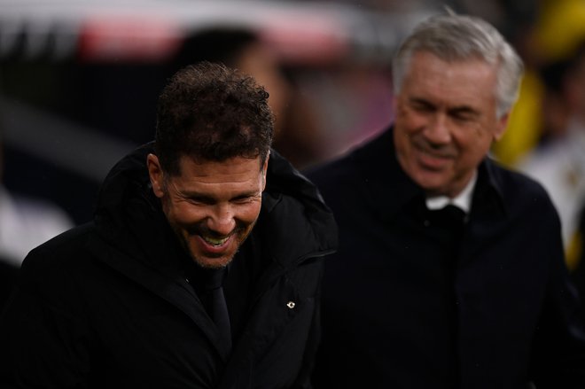 Diego Simeone zasluži bistveno več kot Carlo Ancelotti. FOTO: Oscar Del Pozo/AFP