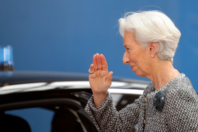 Predsednica ECB Christine Lagarde ob zadnjem dvigu obrestnih mer v začetku februarja za 0,5 odstotne točke ni ponudila nobenih smernic, ker da trenutno ni možno določiti, kakšna bo pot naprej. Foto Olivier Matthys/AFP