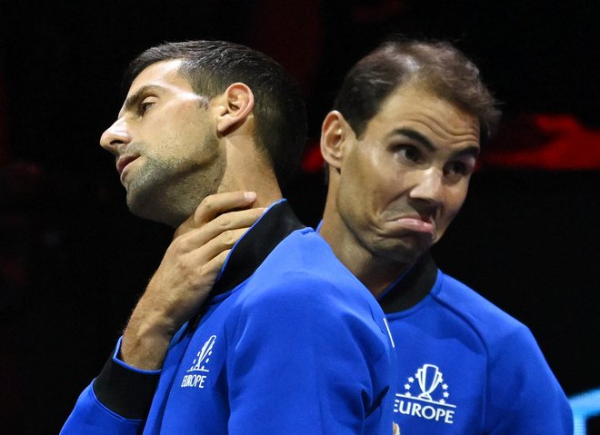 Novak Đoković (levo) se sproščeno pripravlja na Monte Carlo, Rafael Nadal (desno) ne ve, če bo igral. FOTO: Dylan Martinez/Reuters