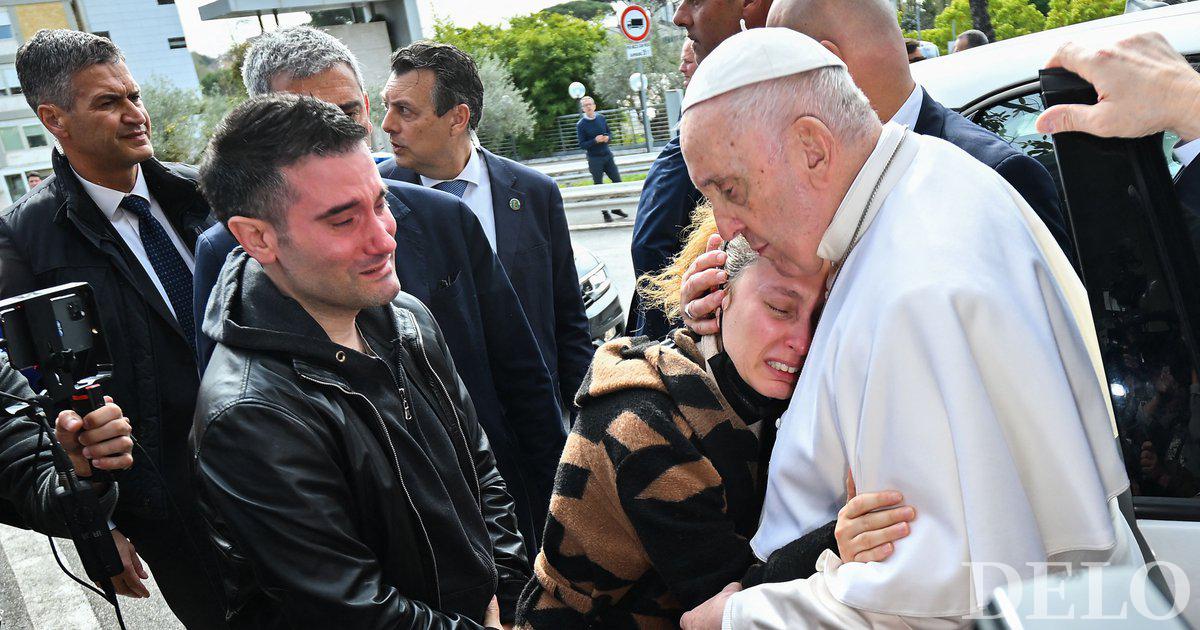 Papa Francesco ha lasciato il Policlinico Gemelli