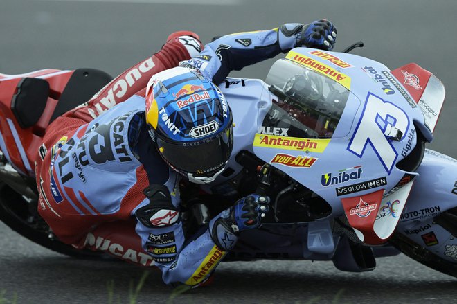 Alex Marquez je v kvalifikacijah oddirkal pred vsemi. FOTO: Juan Mabromata/AFP