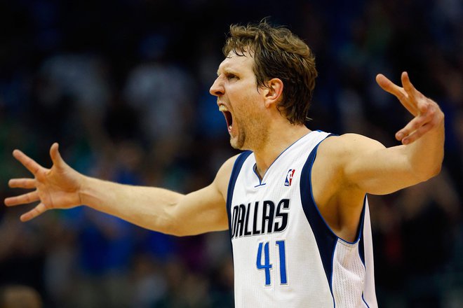 Dirk Nowitzki je legenda lige NBA. FOTO: Tom Pennington/AFP