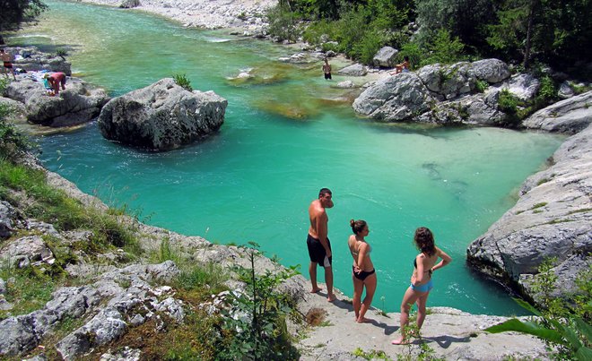 Sogovornica je bralkam BBC priporočila zlasti ogled Posočja. FOTO: Blaž Samec/Delo