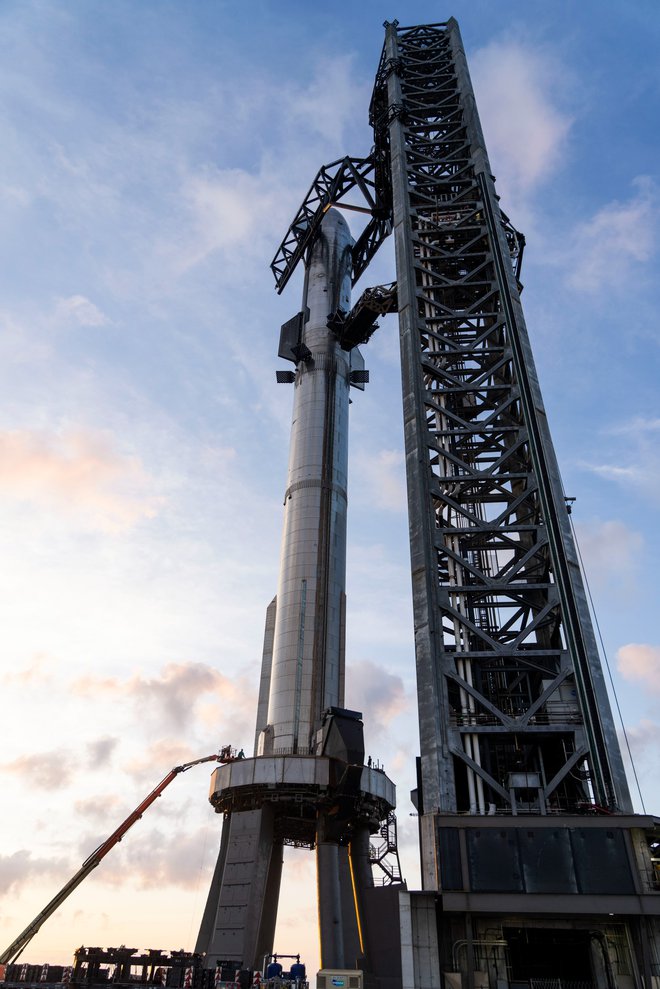 Starship je pripravljen na izstrelitev. FOTO: Spacex

 