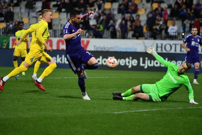 Žan Vidovšek je dosegel že 18. gol v 1. SNL. FOTO: Marko Pigac/pigac.si