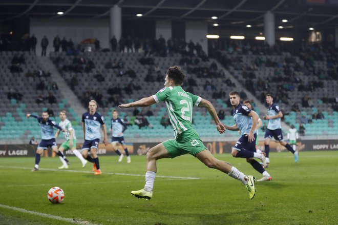 Nogometašem Olimpije tokrat ni šlo po načrtih in željah. FOTO: Leon Vidic/Delo