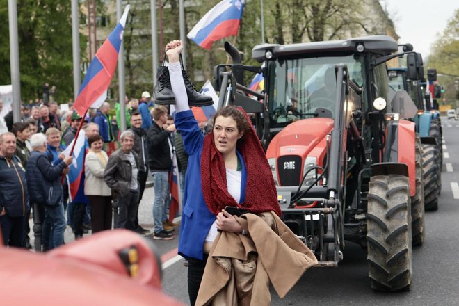 Protest kmetov. FOTO: Črt Piksi/Delo