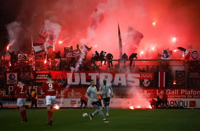 Navijači PSG so v tej sezoni večkrat žvižgali Messiju. FOTO: Stephane Mahe/Reuters