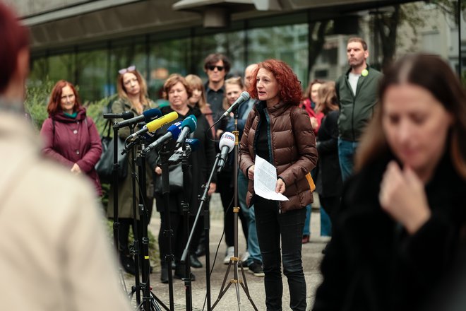 »Najhujše grožnje neodvisnemu novinarstvu in medijski svobodi predstavljajo cenzura, digitalno nadlegovanje in nasilje, ustrahovanja in celo fizično nasilje,« je opozorila Helena Milinković. FOTO: Črt Piksi/Delo