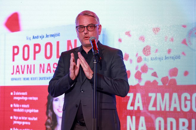 Minister za gospodarstvo, turizem in šport Matjaž Han problematiko prodaje Športne loterije pozna, je pa od lastnikov odvisno upravljanje in morebitna prodaja. FOTO: arhiv