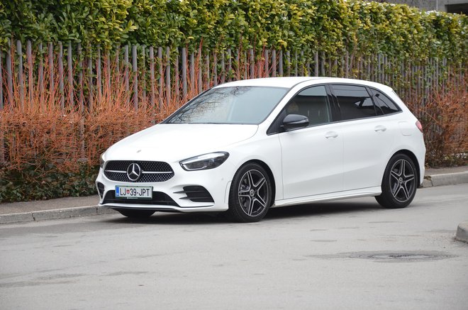 Mercedes B je eden redkih preostalih enoprostorcev, še naprej tudi z dizelskim pogonom.

Foto Gašper Boncelj