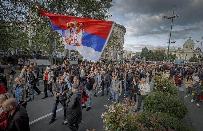 Protest proti nasilju države v Srbiji, 8. maja. FOTO: Jože Suhadolnik/Delo